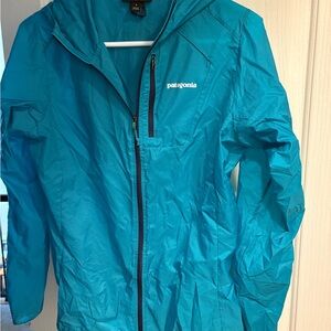 Patagonia Lightweight Compressible Windbreaker